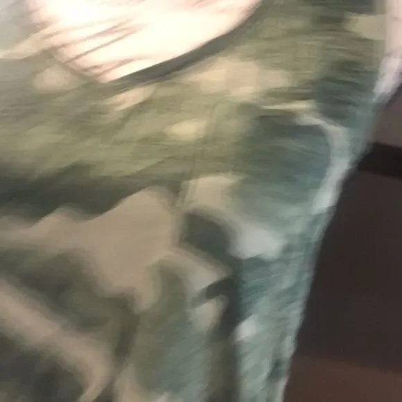 Old Navy Camouflage Tank Top Green Size Medium - Picture 12 of 12